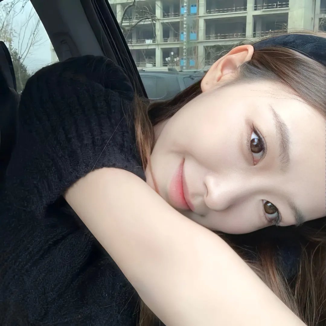 女皇封面