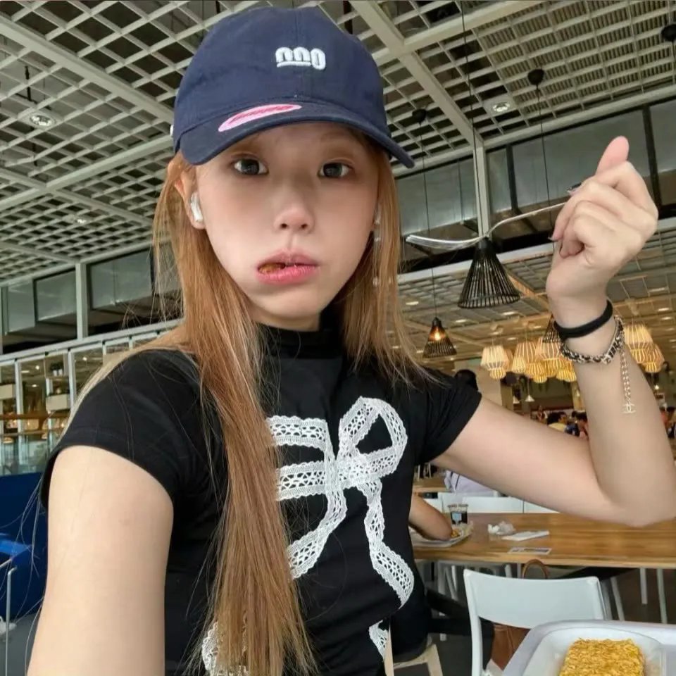 闪光的乐队封面